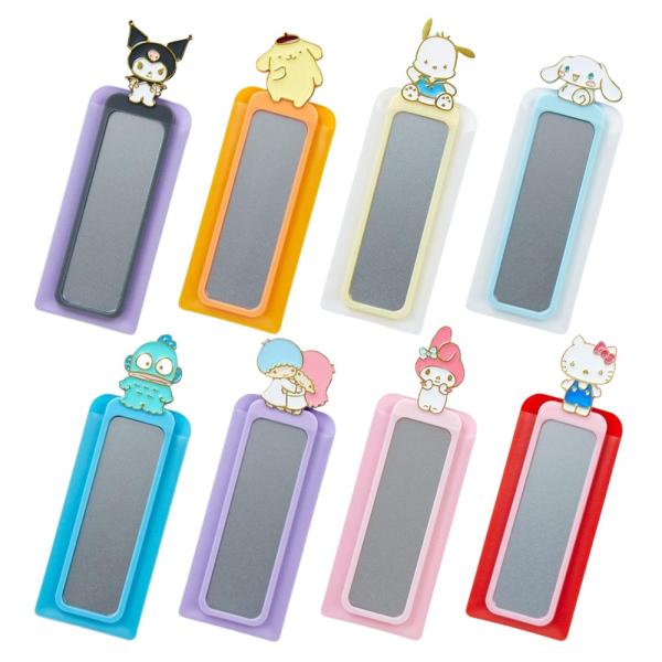 おでかけの時にあるとうれしいプラスワン小物☆キャラクターがちょこんとミラーに乗っているようでかわいい★ポーチはもちろん胸ポケットにも入れやすいスリムサイズ♪■サイズミラー：約3×0.4×12cm■主な素材・原料AS樹脂、ガラス■セット内容ケ...