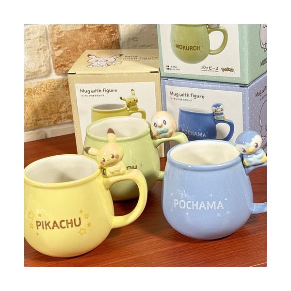 ポケットモンスター/ポケピースデザインのマグカップです。原作まんが35周年のデザイン。ハンドルの上にポケモンのフィギュアが乗っかってとってもかわいい。マグカップの色は各ポケモンのイメージカラーでカラーリング。プレゼントにもおすすめです。ピカ...