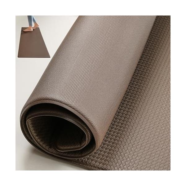 商品仕様 商品サイズ：幅60X奥行240X高さ0.8cm；梱包サイズ：幅15.5X奥行15.5X高さ60cm；重量：2.88kg。 高い滑り止め効果 この滑り止めマットは底面に特別な防滑加工を施したPVC素材を採用しており、バスルームやキッ...