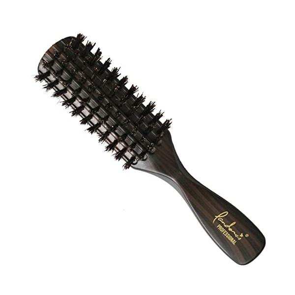 サイズ：W45*D30*H200mm、 材質：ハンドル/耐熱ABS、 毛/猪毛、髪に自然なツヤと輝きを １００％天然毛のヘアーブラシ。枝毛や切れ毛の一番の原因である静電気が起きにくいのでブラッシングに最適。 髪が毛束の間を通りにける事で、髪...