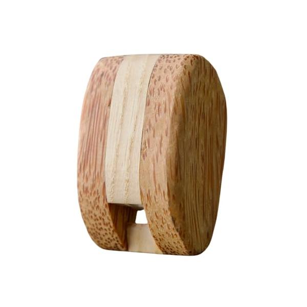 熟練職人による手作り: 一つ一つ丁寧に手作りされたノーズフルートは、ココナッツウッドとオークの組み合わせが、ユニークで耐久性のある音色を生み出します。自然な蜜蝋仕上げ: 化学物質不使用の蜜蝋で仕上げられており、口や鼻に優しく、安心して演奏を...