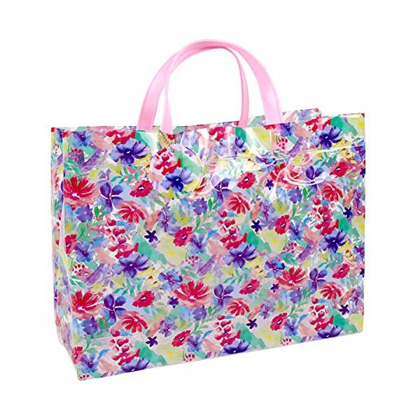 お子様に大人気フラワーのマチアリPVCバッグです。 PVC素材で出来ているのでプールバッグにもピッタリ。お子様の学校行事や習い事にも大活躍です。 サイズ：約H260*W340*D120mm 素材：PVC 生産国：中国スポーツ&amp;アウト...