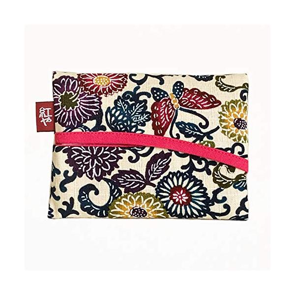 サイズ　横：約12cm 縦：約9cm紅型 びんがた とは、琉球染物、沖縄を代表する伝統的な染色技法の一つ。14世紀の紅型の裂が現存しており、技術確立の時間を考慮するその起源は13世紀頃と推定されている。「紅」は色全般を指し、「型」は様々な模...