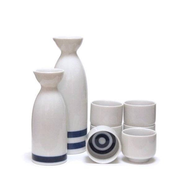 1合徳利:直径53mm*高さ133mm(容量150cc)、2合徳利:直径60mm*高さ175mm(容量275cc)/材質:磁器/美濃焼(みのやき・岐阜県)ぐい呑み:直径50mm*高さ43mm(容量70cc/2勺半)/6個組/材質:磁器/美濃...