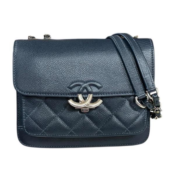 CHANEL（シャネル） ハーフココ ショルダーバッグ キャビアスキン