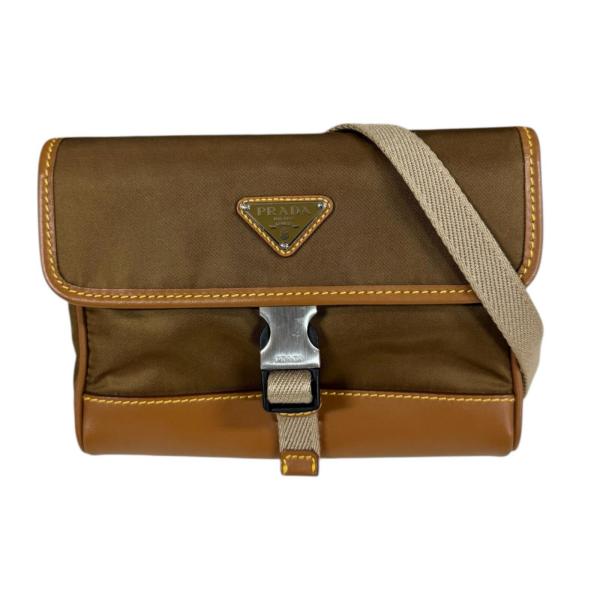 プラダ リナイロン スマートフォンケース ショルダーバッグ リナイロン 2ZH108 ブラウン ユニセックス PRADA  中古 R&Kリサイクルキング PRADA（プラダ） リナイロン スマートフォンケース ショルダーバッグ