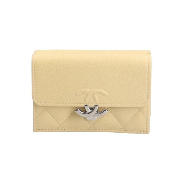 CHANEL（シャネル） マトラッセ ハーフココ 三つ折り財布 レザー