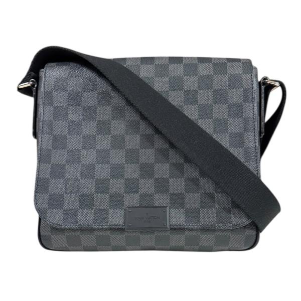 LOUIS VUITTON（ルイ・ヴィトン） ディストリクトPM ショルダーバッグ