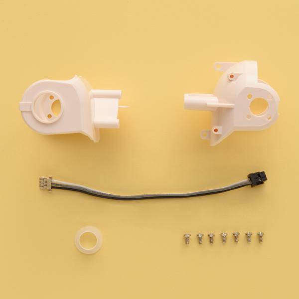 「週刊鉄腕アトムを作ろう!」第10号のパーツセットです。セット内容:右上腕フレーム(A)、右上腕フレーム(B)、サーボモーター用ハーネス90ミリ(ID4:右肩用)、ハーネスローラー、M2×4ミリビス×7本(赤色袋)※パーツのみの販売です。パ...