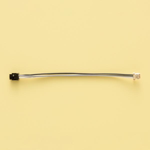 「週刊鉄腕アトムを作ろう!」で使用するサーボモーター用ハーネス90ミリ(ID4、7、11、16用)です。※パーツのみの販売です。パートワーク冊子は付属しておりませんので予めご了承ください。