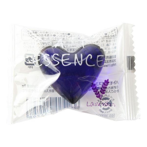 植物の葉や花、果実などから抽出されるエッセンシャルオイルをとりいれた入浴料です。毎日のバスタイムに9種類の香りをお楽しみください。バスタブに入れるとミルク色になります。■販売元／ジーピークリエイト■ブランド／パトモス Patmos■内容量／...