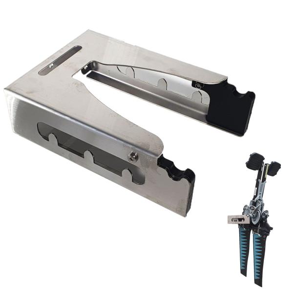 ホビーカヤックのミラージュドライブを壁掛けで保管するためのスタンド/マウントです。商品の特徴・収納に困りがちなミラージュドライブを壁掛けで保管できるマウントパーツ・ミラージュドライブの保護や洗浄に便利・マウントサイドに多機能スロットがありハ...