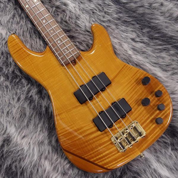 Fender（フェンダー） Fender USA American Deluxe ZONE Bass Amber