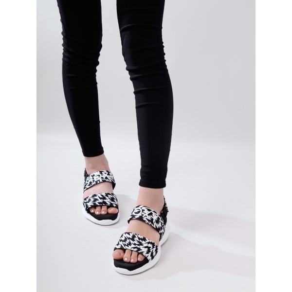 スポーツサンダル かわいい 厚底の人気商品 通販 価格比較 価格 Com