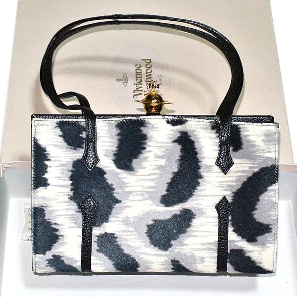 Vivienne Westwood（ヴィヴィアンウエストウッド） Vivienne Westwood
