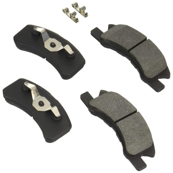 【商品概要】梱包サイズ:78.0mm×150.0mm×80.0mm【商品説明】説明社外品新品のフロントブレーキパッドです。お車によっては車種・型式が同じでもグレード等により別のブレーキパッドが適合する場合が御座います。必ず純正品番をご確認下...