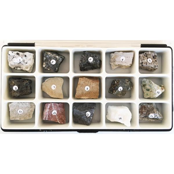 【商品概要】代表的な岩石（火成岩、堆積岩、変成岩）15種セット(解説付き)【商品説明】プラスチックケース入り　　　ケースサイズ：180×93×H20mm 岩石の大きさ：約20mm 代表的な岩石（火成岩、堆積岩、変成岩）15種セット(解説付き...