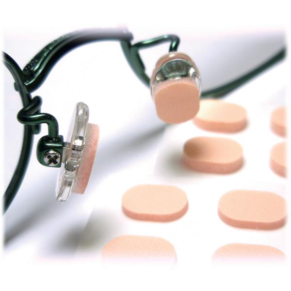 【商品概要】サイズ:長さ9×幅6mm×(厚型)厚み2.2mm素材:表面/人の指先の皮膚感触に似たウレタンシート、 中間層/弾力性のあるウレタンスポンジを使った二層構造原産国:日本セット:12ペア入り(24個)※シリコン素材等のゴムやラバー系...