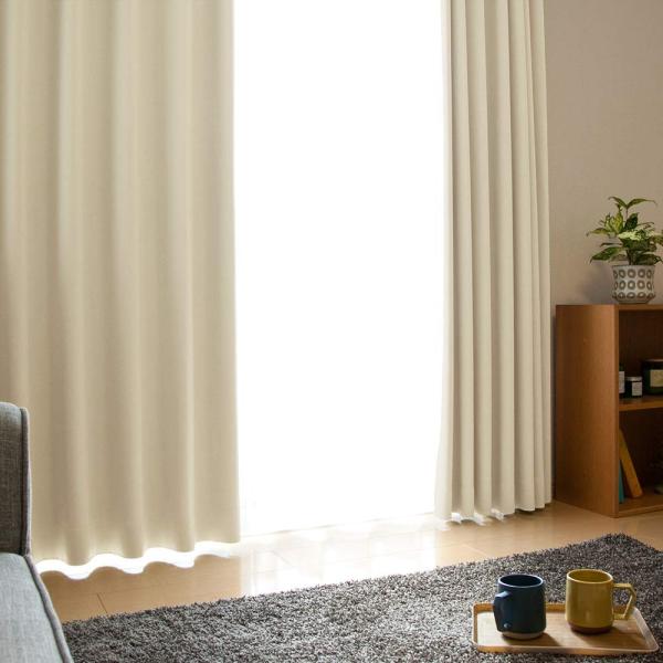 【商品概要】サイズ:(幅)200cm×(丈)178cm 1枚入組成:ポリエステル100% 仕様:1.5倍2つ山ヒダ、アジャスターフック付(Bフック仕様) 共生地タッセル付機能: 防炎(防炎ラベル縫付済み)、遮光1級、洗濯機丸洗いOK機能:遮...