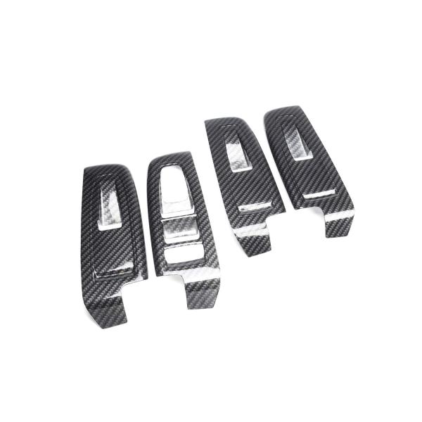 【商品概要】スバル フォレスター SK系(2018年7月-)専用パーツ。※マイナーチェンジ後(2021年8月〜)も装着可。取付所要時間: 20分-25分フォレスターの純正部品から専用の型を起こして作られたドレスアップパネル。実車でのフィッテ...