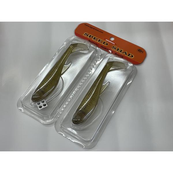 【商品概要】サイズ：5インチ入数：2本【商品説明】●ノーシンカーやウェイテッドリグのフックセッティングに対応したスリットが入っておりフッキングレスボンスを向上。●テール部分のセンターキールをカットし取り除くことでテーリングの角度が上方へと変...