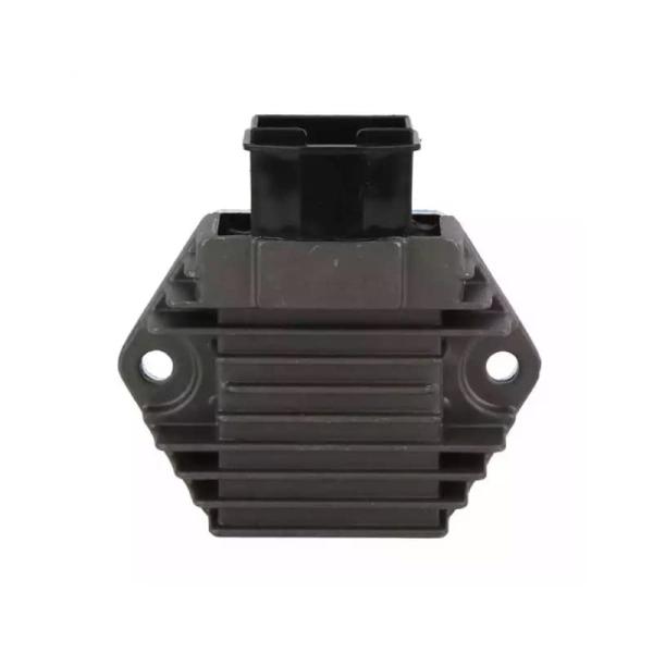【商品概要】ホンダ 熱対策 レギュレーター 70mm になります。故障しやすい部品ですので、交換用としておすすめの商品となっております。発電量を効率よく利用できます。【サイズ】ネジ穴間ピッチ：70mm【適合車種】CB400SF VTEC2N...