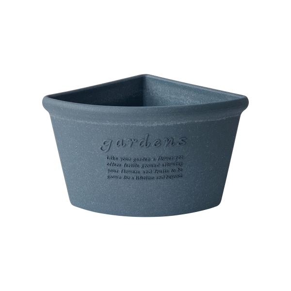 【商品概要】サイズ：W27×D20×H16.4cm【商品説明】説明ベランダ、玄関周りなどのコーナー、段差などの省スペースを有効活用。暗くなりがちなデットスペースのコーナーを華やかに。コーナーにピタッと収まり、省スペースを有効活用したガーデニ...