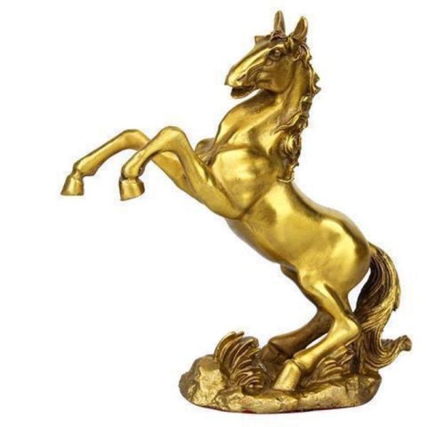 [Release date: December 2, 2025]馬の置物は、家、オフィス、カフェなどの本棚、机、キャビネットを飾るのに使用され、高級感を添えます。【材質】: 銅製【サイズ】：A:S:16.5*6*17cm M:30*9*28...