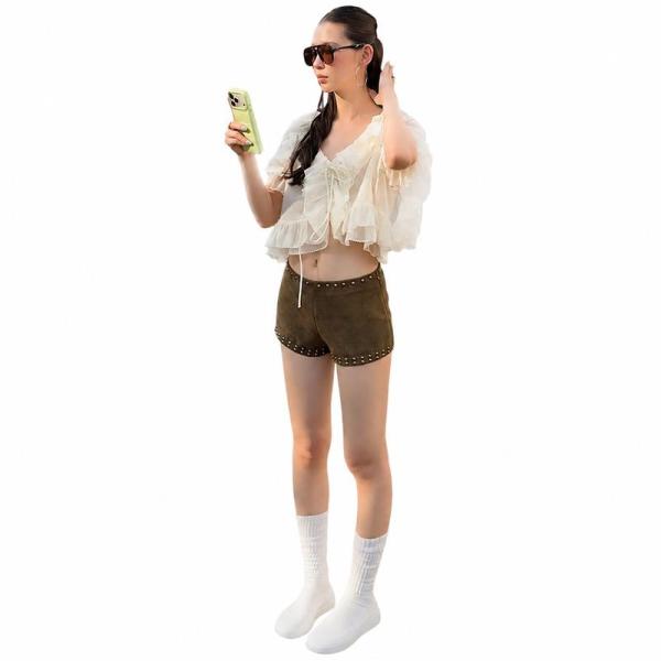 ショートパンツ レディース ホットパンツ ローライズ スタッズ付き