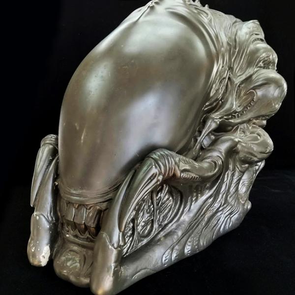 Predalien Head kityגz