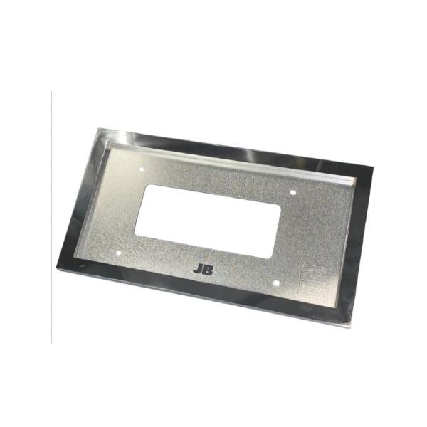 ・軽量かつ錆びない、樹脂・クロームメッキ仕様のナンバープレート枠です。・別売りの専用取付台とLSL-1014AV ECE認証LEDナンバー灯とのセットで番号灯として新規登録が可能です。※縦1灯仕様に必要なセット内容・LSN-N001JB樹脂...