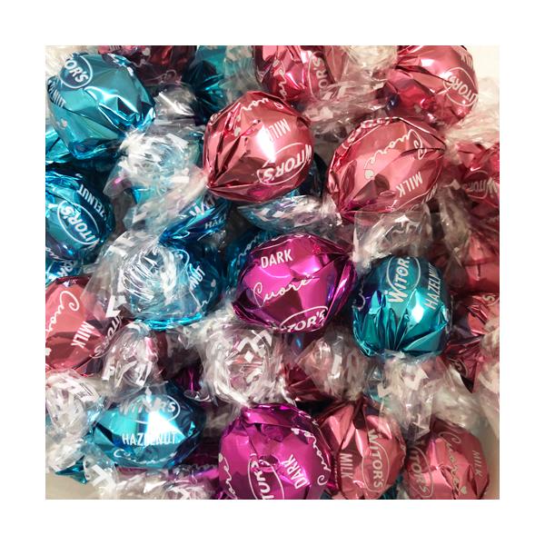 ■名称:チョコレート菓子■原材料名:【ヘーゼルナッツ】砂糖、植物油脂、ホエイパウダー、カカオマス、全粉乳、ココアバター、低脂肪ココアパウダー、ヘーゼルナッツ、脱脂粉乳／乳化剤、香料、（一部に乳成分・大豆を含む）【ミルク】砂糖、植物油脂、カカ...