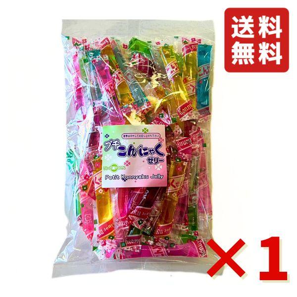 子どもたちに人気の高い、スティックタイプのこんにゃくゼリーに、りんごの果汁を加えたフルーツゼリーです。味はパイン（黄色）、メロン（緑）、サイダー（青）、いちご（赤）、グレープ（紫）の５種類です。 一袋500gにおよそ50〜53本ほど入ったお...