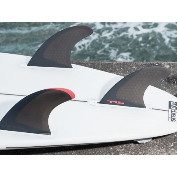 TLS ツールス　サーフィン　フィンSTANDARD FIN 3枚セット 黒/赤 TOOLS（サーフィン） TLS STANDERD TRI-Mサイズ FCSトライフィン