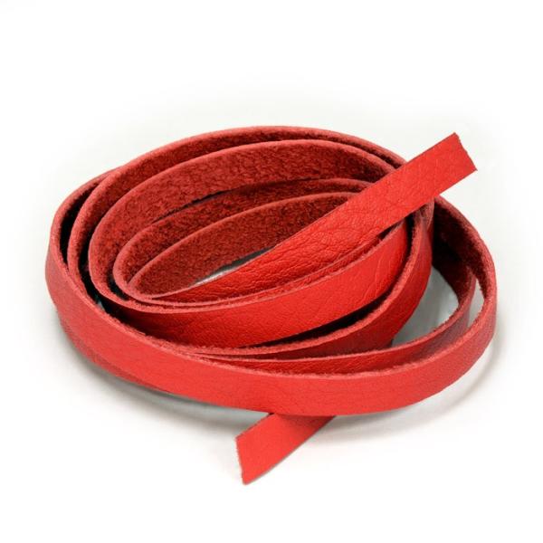 ダークレッド(濃赤色)ホワイトハーツ(約5ミリ前後)500粒・2ミリ鹿革