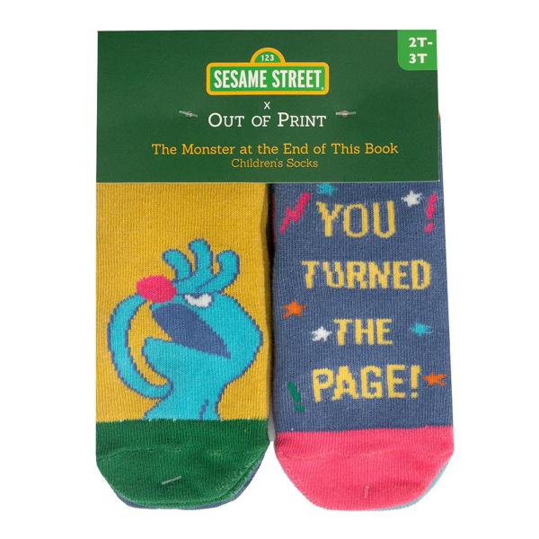 [アウト・オブ・プリント] SESAME STREET / THE MONSTER AT THE END OF THIS BOOK CHILDREN'S SOCKS何世代にもわたって子供たちに愛されてきた毛むくじゃらのグローバーは、"本の終...