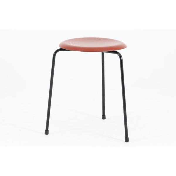 ドットスツール 3本脚 Fritz Hansen(フリッツ ハンセン)社 北欧家具
