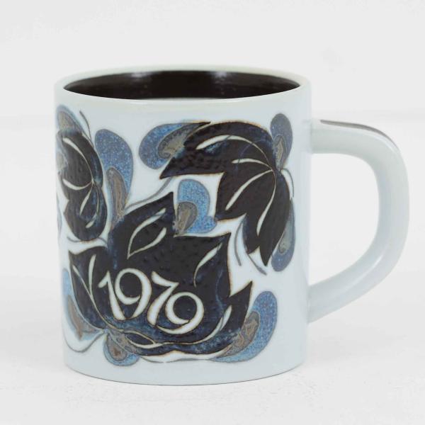 Royal Copenhagen ロイヤルコペンハーゲン イヤーマグカップ 1979年