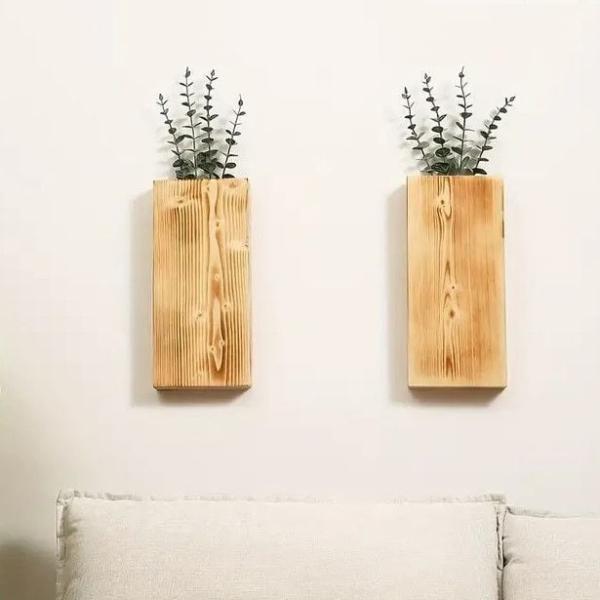 ■商品情報ナチュラルな木のぬくもりを感じる、2個セットの室内植物用木製壁掛けフラワーポット。優しいカラー展開が、お部屋にあたたかさをもたらし、観葉植物を引き立てます。このフラワーポットは、壁に取り付けることでスペースを有効活用しながら、魅力...