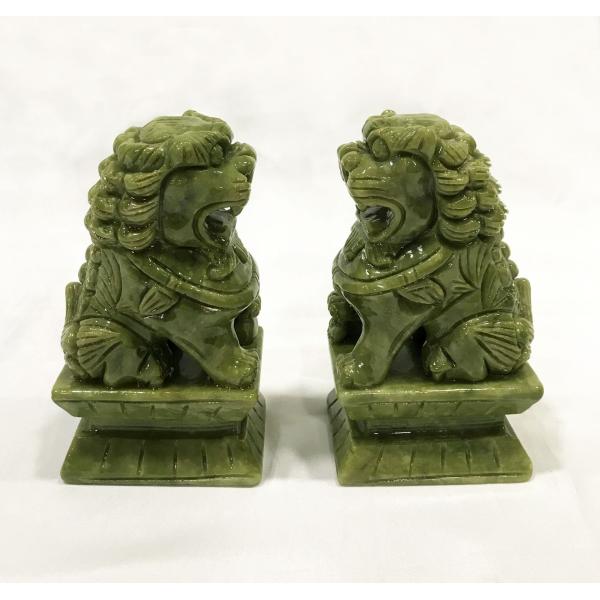 獅子 狛犬 シーサー 翡翠 天然石 置物 オブジェ 優雅 伝統的 運 金運