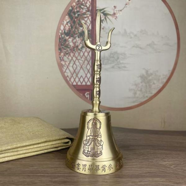 浮彫天蓬帝鐘天蓬鐘鈴 道家用品 三清鈴 三叉金剛鈴 仏具 置物 黑色天蓬帝鍾天蓬鈴三清鈴三叉金剛鈴手搖