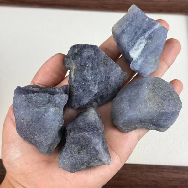 タンザナイト 原石 天然石 120g 結晶標本 ブルーゾイサイト 置物 オブジェ 不揃い 風水 保護石 厄除け インテリア 玄関 リビング 高級感 開運 運気向上 成長祈願