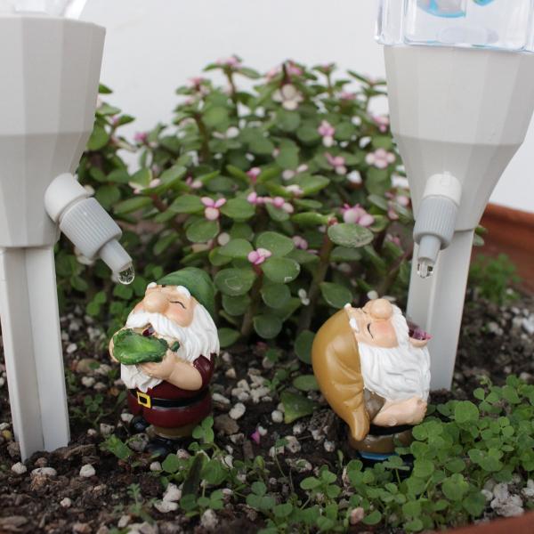 自動水やり器 小人 かわいい ファンタジー 庭 2個セット 旅行時 ドワーフ ガーデンオーナメント  ガーデンオブジェ  ガーデニング 雑貨 ガーデン雑貨 ガーデン