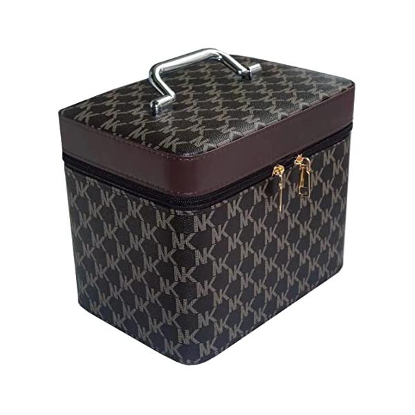 「商品情報」=================================================・基礎化粧品とメイクアイテムをスッキリ収納できる超便利なメイクボックスです。・内部トレーが無いので縦長の化粧品を収納する事ができま...