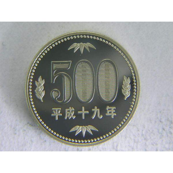 直径26.5ミリ　品位　銅720/亜鉛200/ニッケル80　量目7.0ｇ　※プルーフセットから取り出した未使用貨幣です。