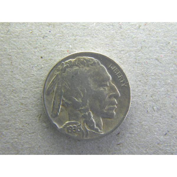 品位　銅７５％　ニッケル２５％　量目５．０ｇ　　図柄　インディアン/バッファロー　もっともアメリカらしいコインといわれ、とても人気のあるコインです。よくつかわれたコインですので、摩耗のため年号が読めなくなったコインが多く存在します。また、年...