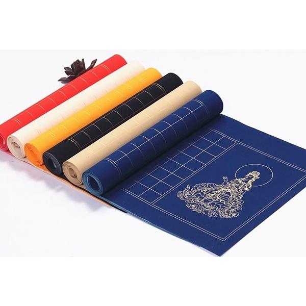 (1) サイズ：半切 （35cm×138cm）(2) 枚数：１冊10枚(3) マス目のサイズ：一個：3cm×3cm（合計 288個）・金色の罫線入りです。・ニジミ止め加工がほどこされています。・色をお選びください。