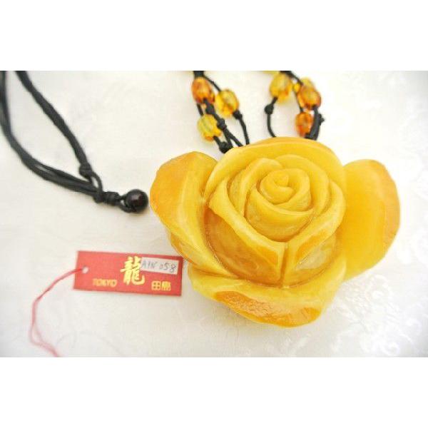 魔除け 金運 琥珀 コハク ミルキーアンバー ネックレス 花彫り 中国結び 一点もの Fakfakkab Go Id