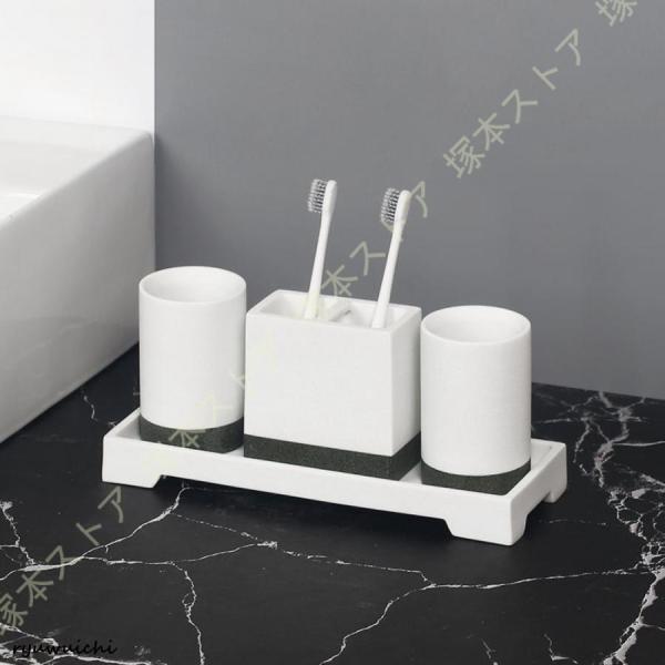 商品の説明◆材質：樹脂素材◆カラー：写真通り◆製品：B=27*18*2cm、C=28.5*10.2*3cm、C=11*7cm、D=10.5*10.4*5.4cm。具体的な製品は画像をご覧ください。歯ブラシや歯磨き粉などの物は含めておりません...