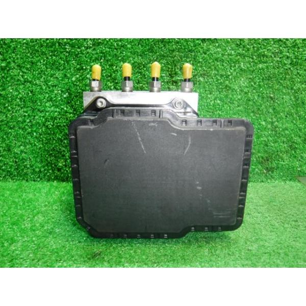 フィット DAA-GP1 ABSアクチュエーター LDA-MF6 57110-TF2-T02